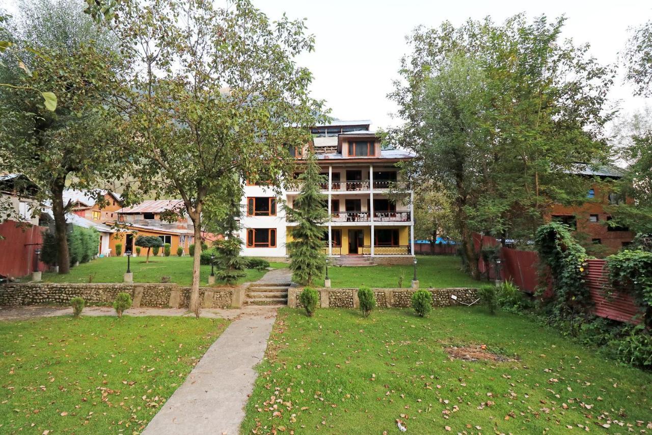 Oyo 18416 Hotel Park Palace Pahalgām Extérieur photo